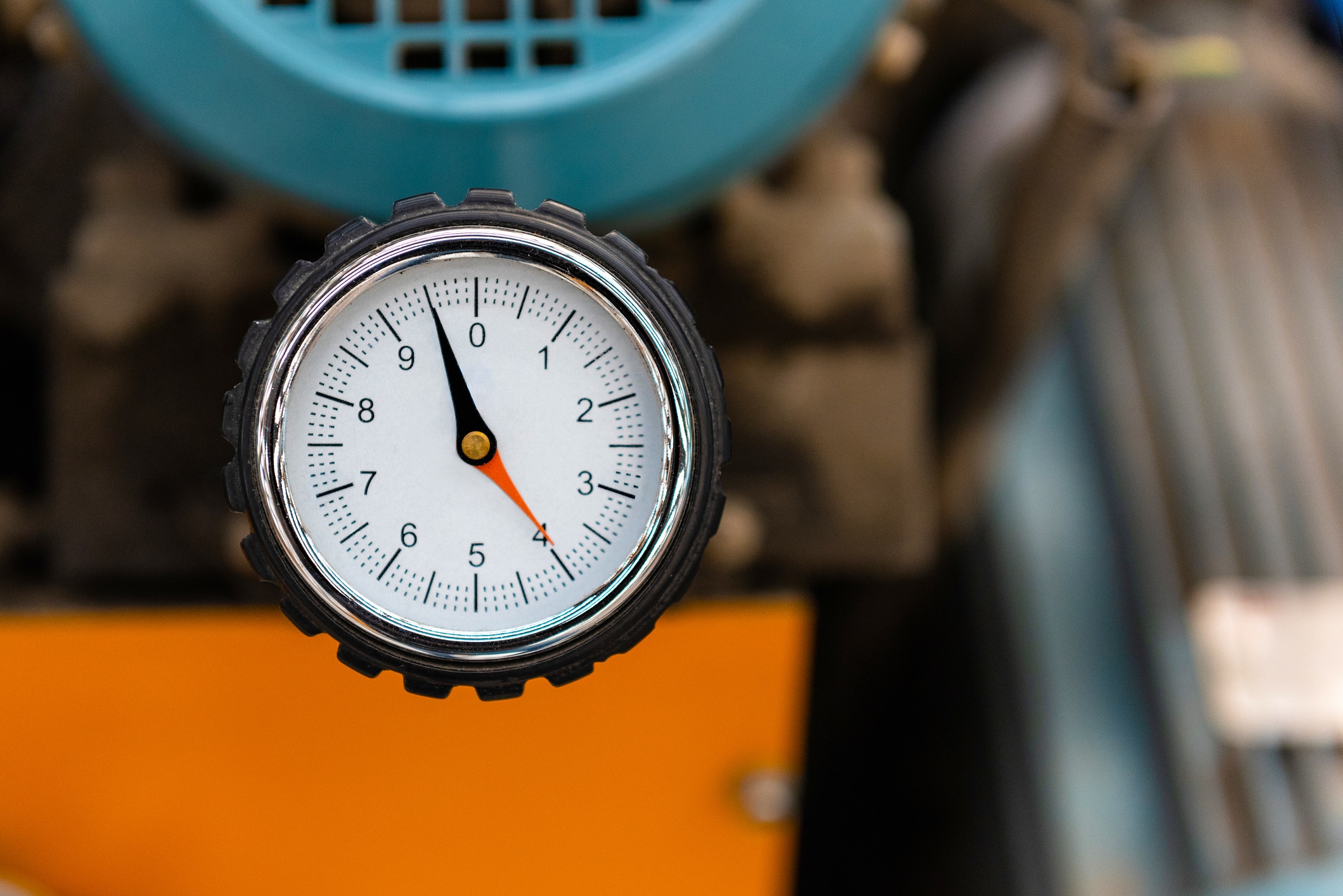 Efficiency Comparison of Rotary Screw vs. Piston Compressors